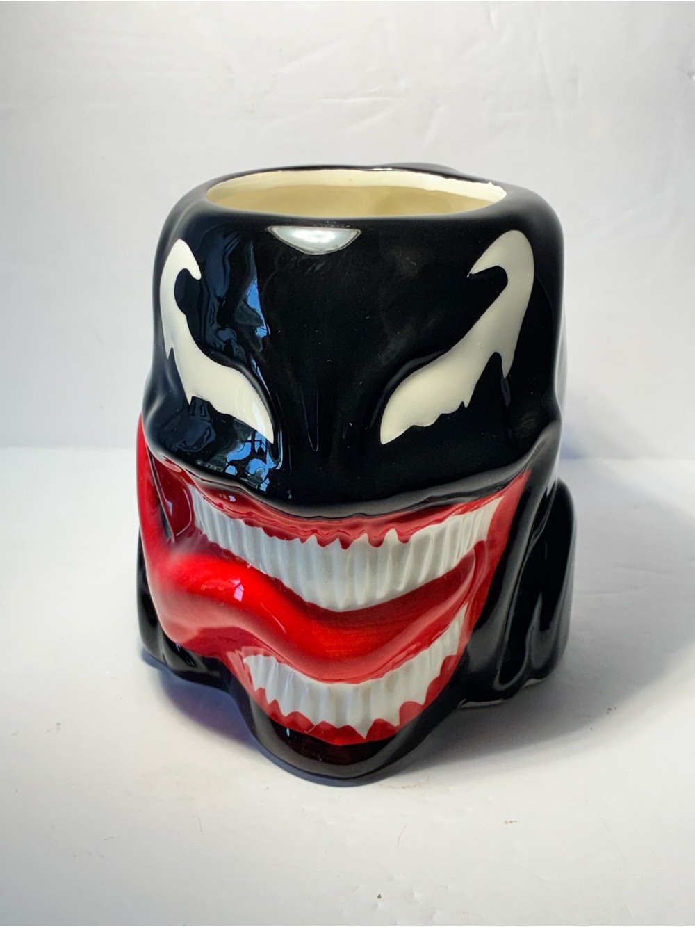 Marvel Venom 3D Sculpted Ceramic Mug 2015 Spider-Man Villain Collectible Cup